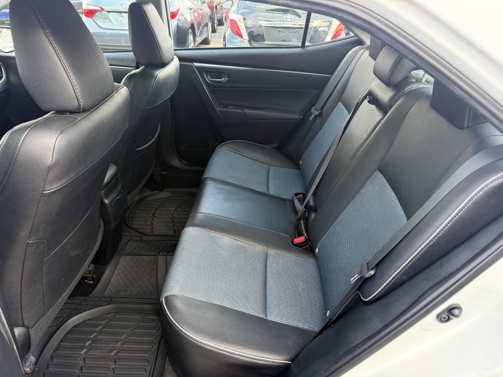 2015 Toyota Corolla Image 21