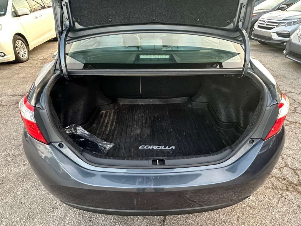 2016 Toyota Corolla Image 8