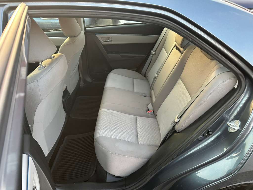 2016 Toyota Corolla Image 20