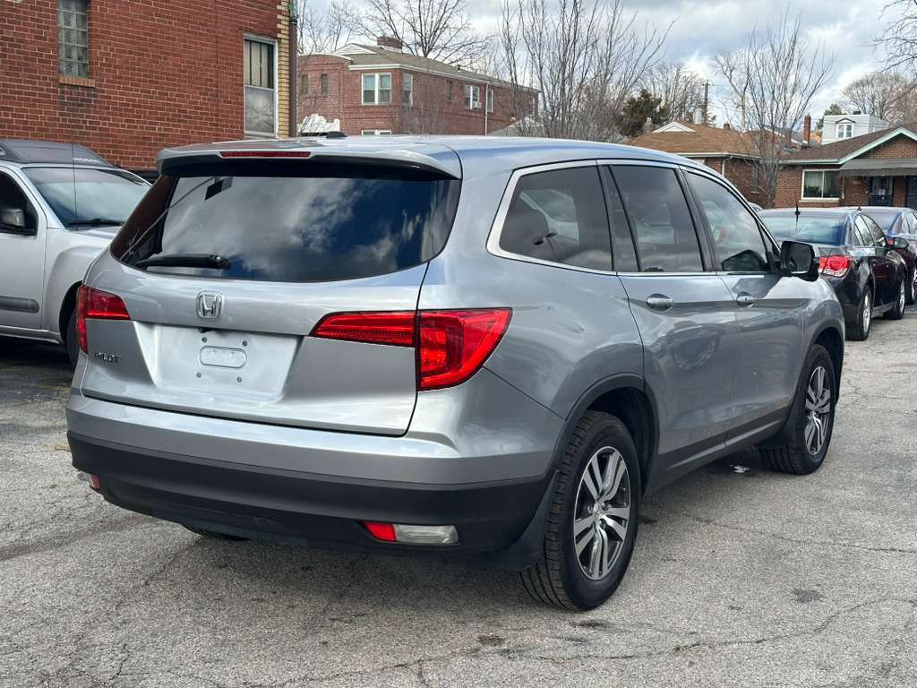 2017 Honda Pilot Image 4