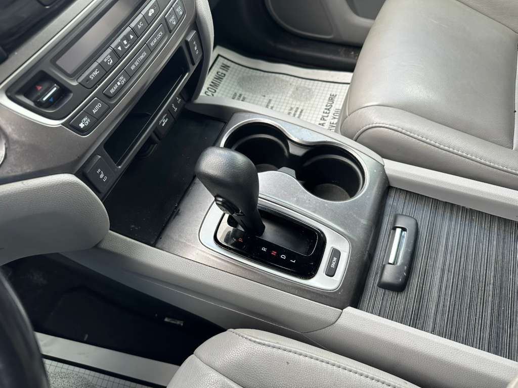 2017 Honda Pilot Image 18