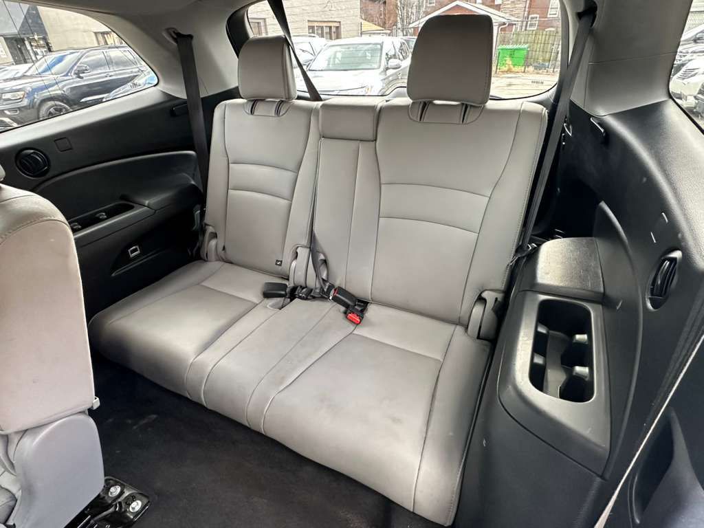 2017 Honda Pilot Image 26