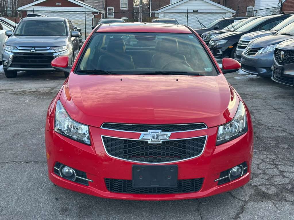 2014 Chevrolet Cruze Image 2