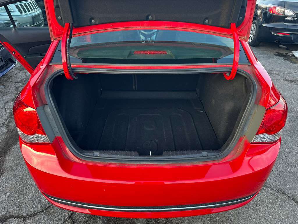 2014 Chevrolet Cruze Image 8