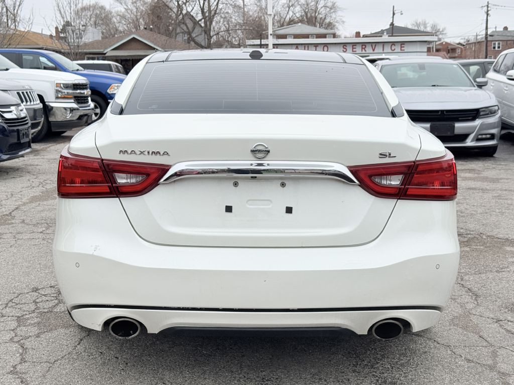 2017 Nissan Maxima Image 9