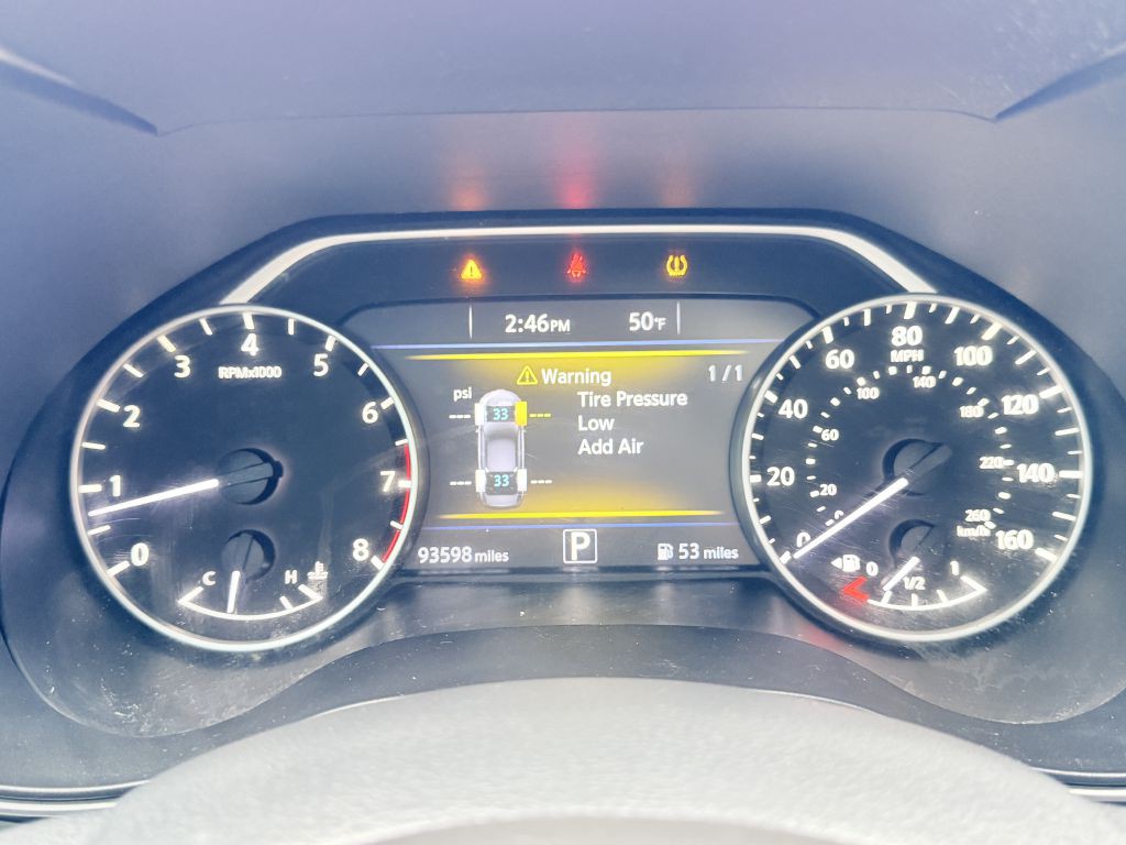 2017 Nissan Maxima Image 13