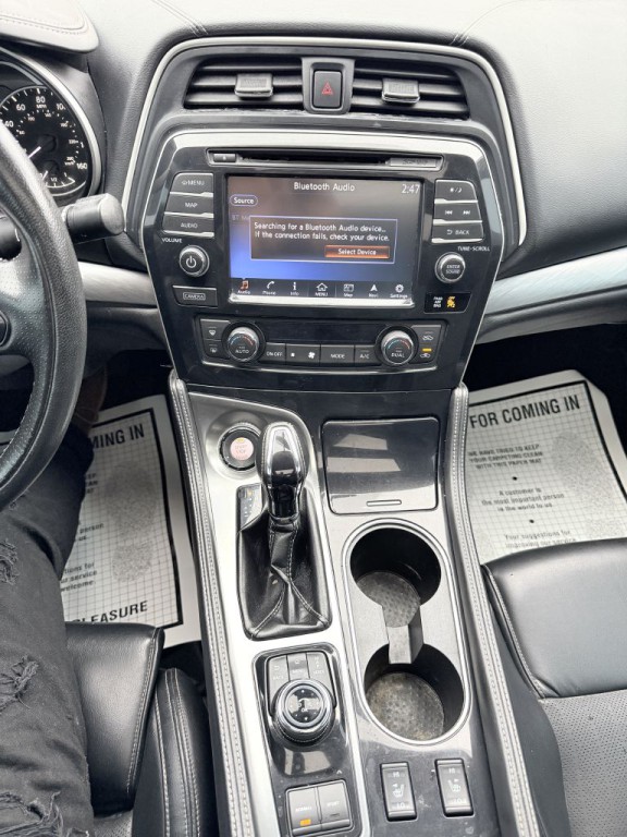 2017 Nissan Maxima Image 14