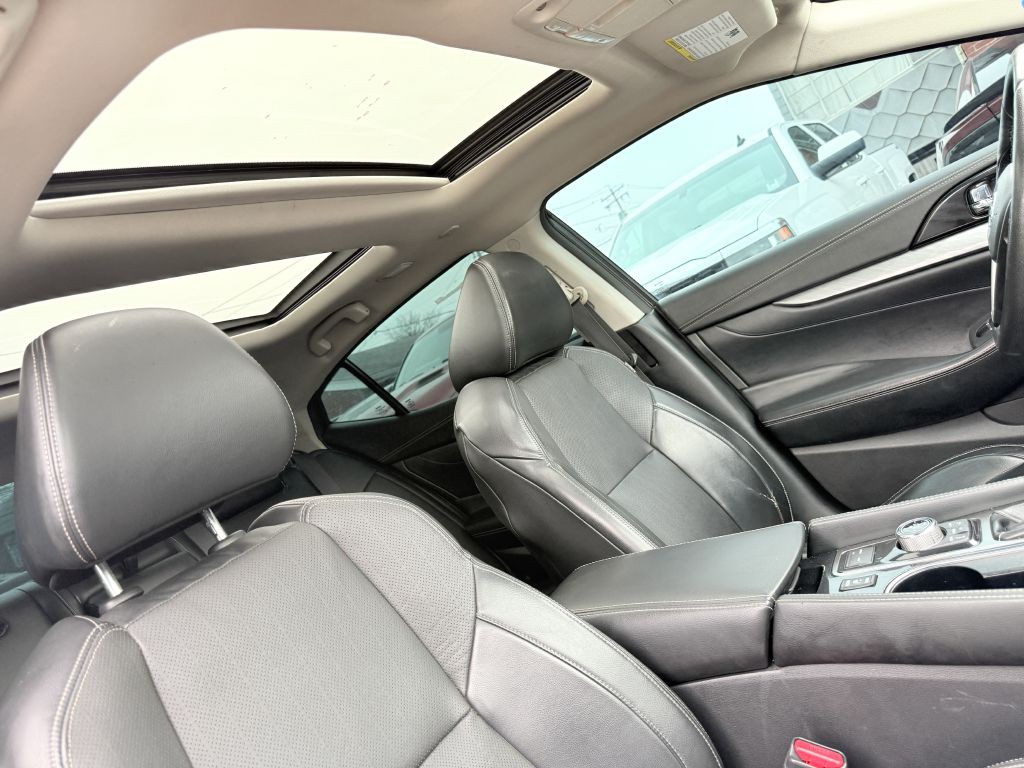 2017 Nissan Maxima Image 16