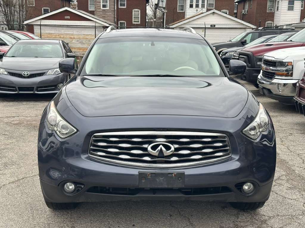 2011 INFINITI FX35 Image 2