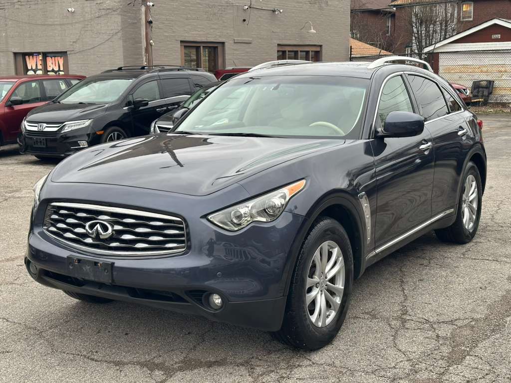 2011 INFINITI FX35 Image 3