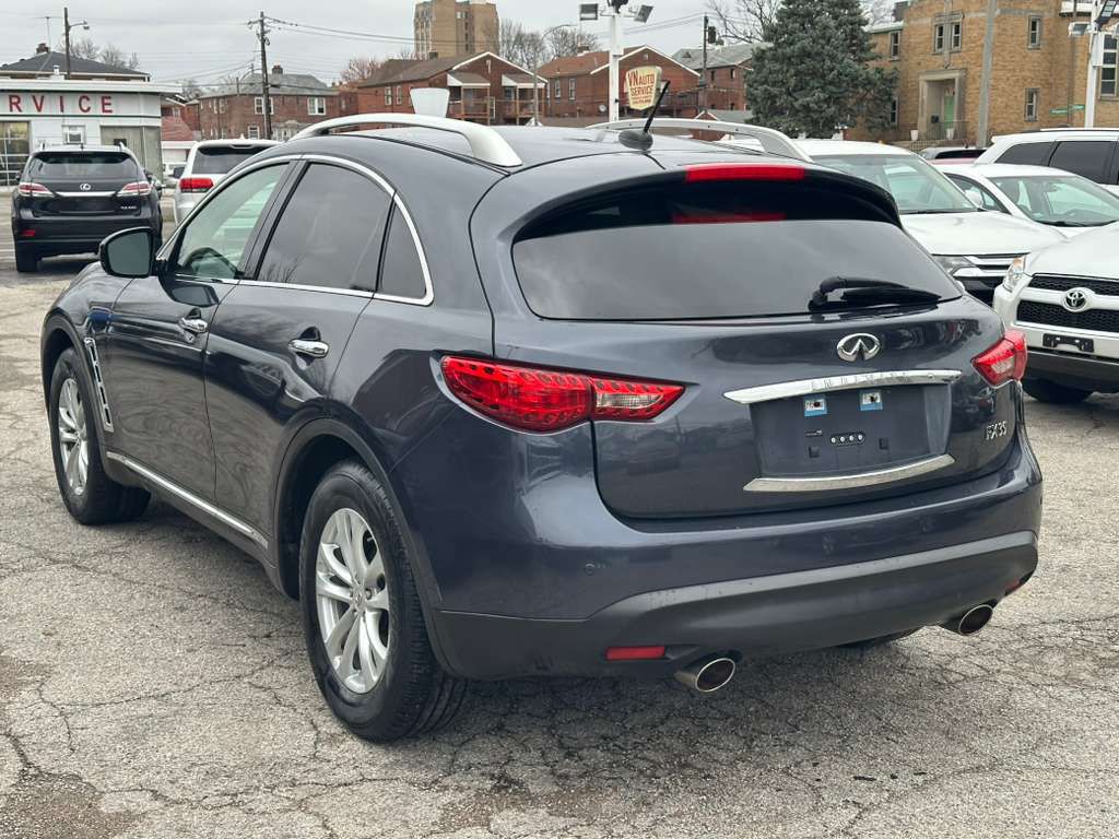 2011 INFINITI FX35 Image 6