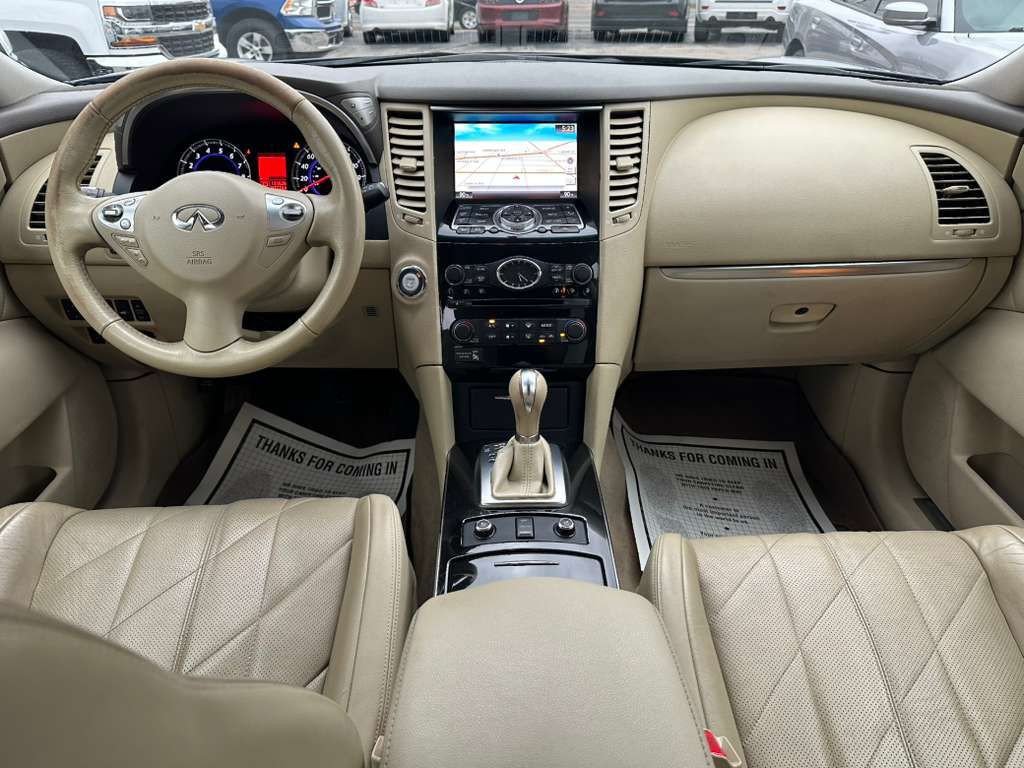 2011 INFINITI FX35 Image 15