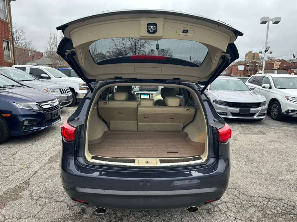2011 INFINITI FX35 Image 25