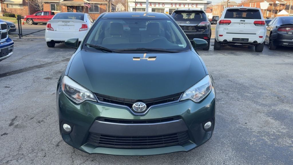 2015 Toyota Corolla Image 2