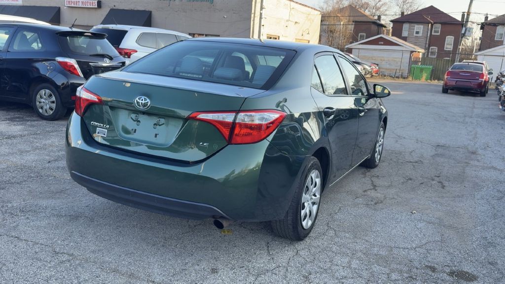 2015 Toyota Corolla Image 4