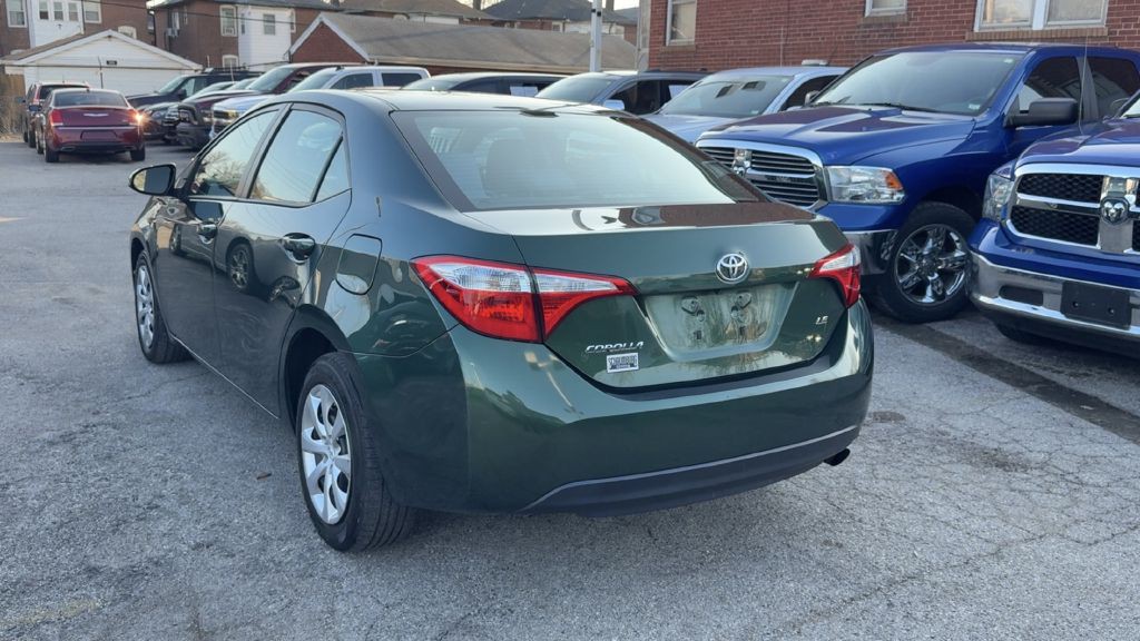 2015 Toyota Corolla Image 5