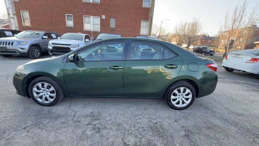 2015 Toyota Corolla Image 7