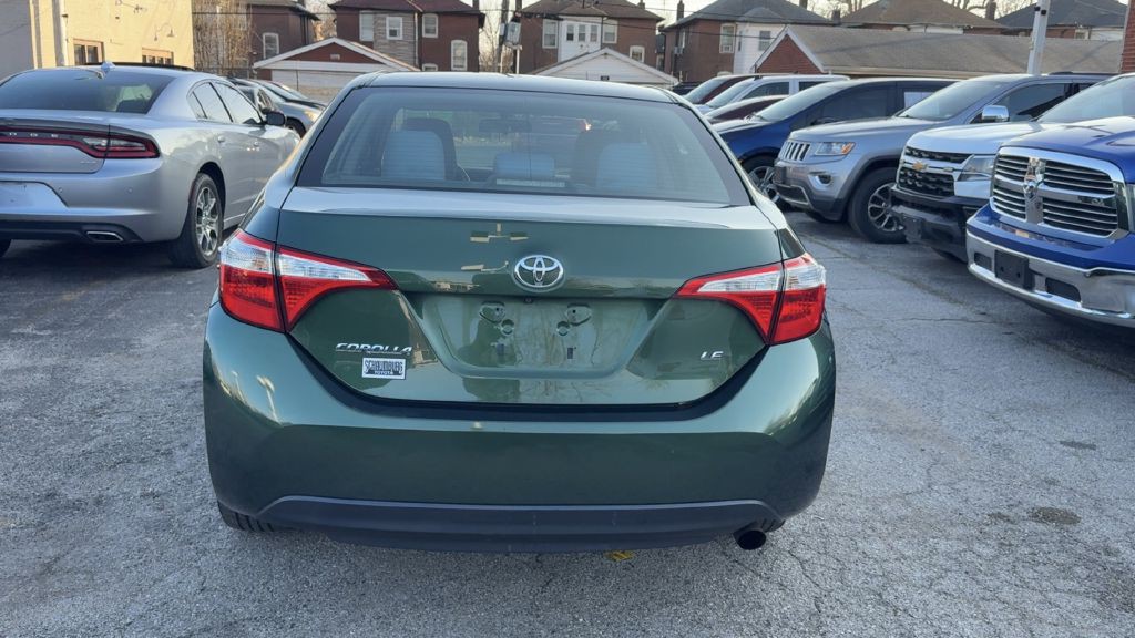 2015 Toyota Corolla Image 8