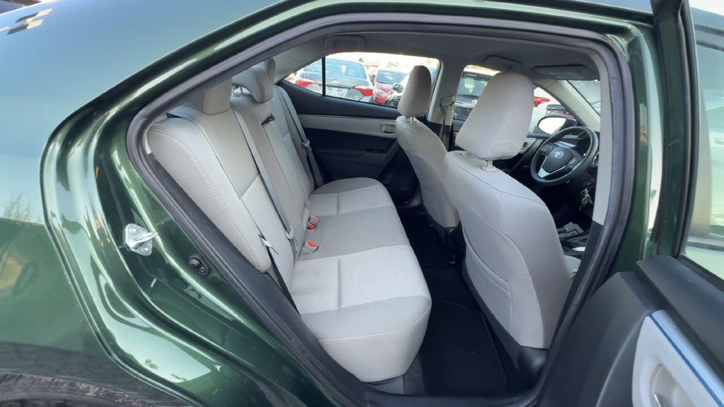 2015 Toyota Corolla Image 21