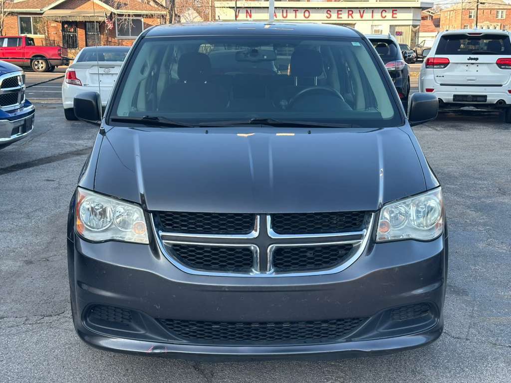 2016 Dodge Grand Caravan Image 2