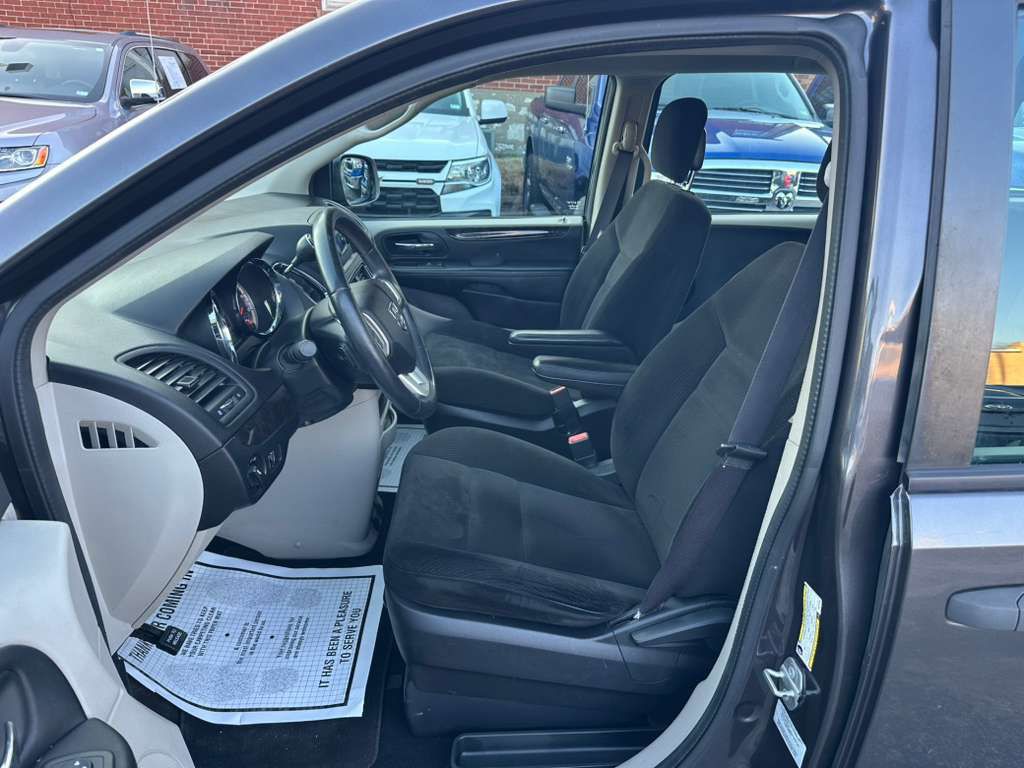 2016 Dodge Grand Caravan Image 10