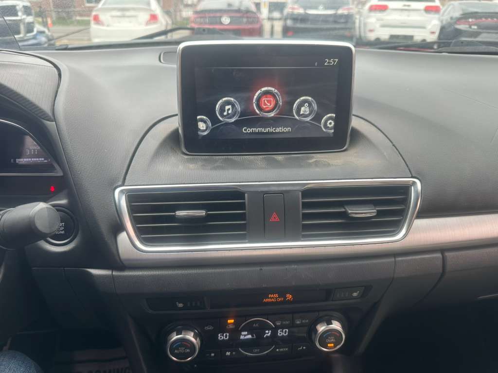 2016 Mazda Mazda3 Image 18