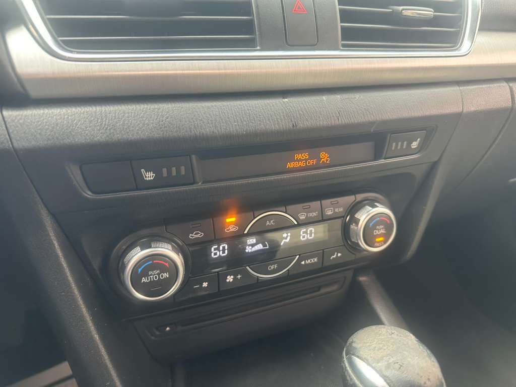 2016 Mazda Mazda3 Image 21