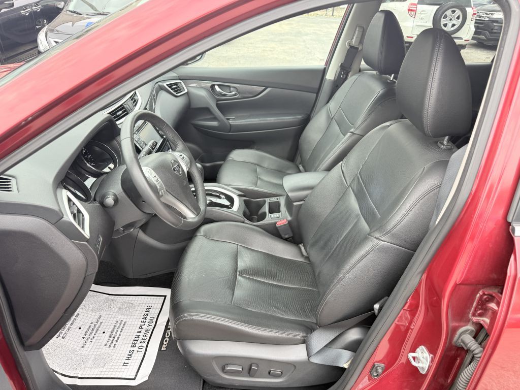 2016 Nissan Rogue Image 12