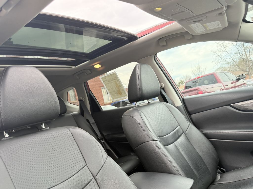 2016 Nissan Rogue Image 22