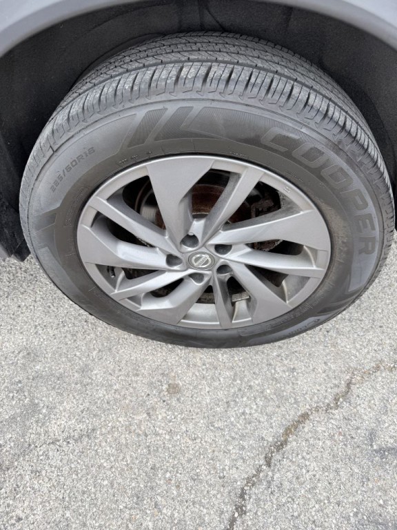 2016 Nissan Rogue Image 27