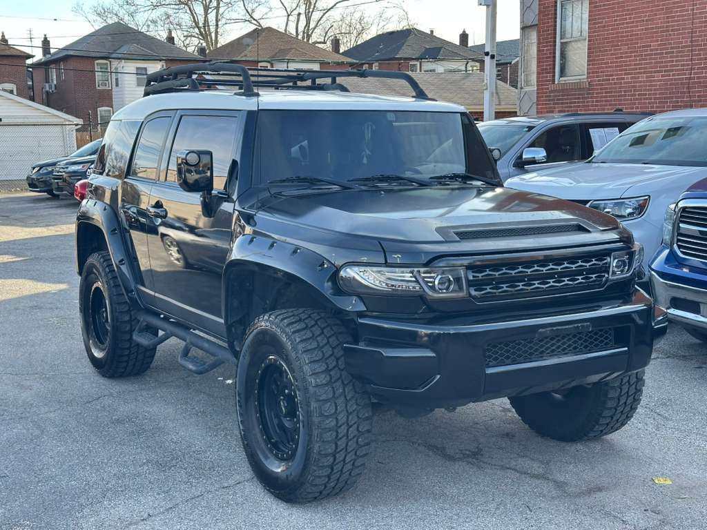 2007 Toyota FJ Cruiser Image 1