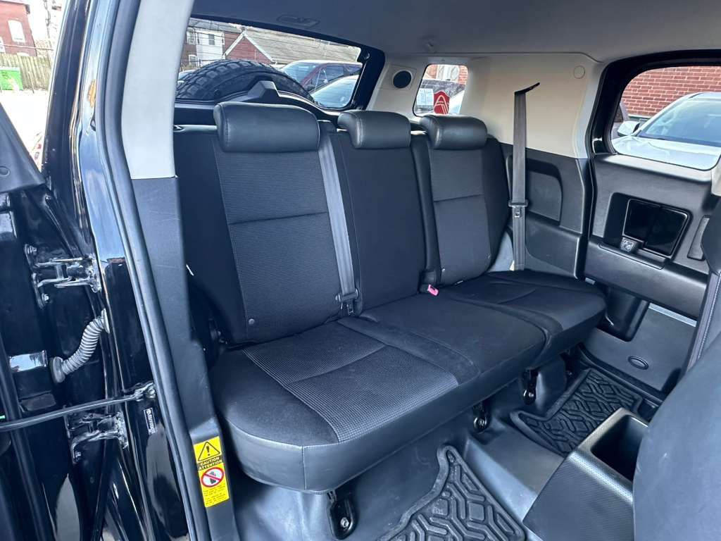 2007 Toyota FJ Cruiser Image 23