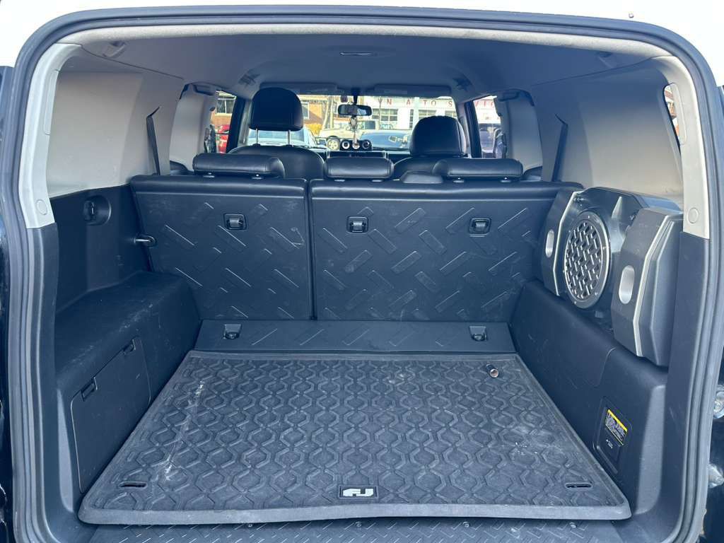 2007 Toyota FJ Cruiser Image 27