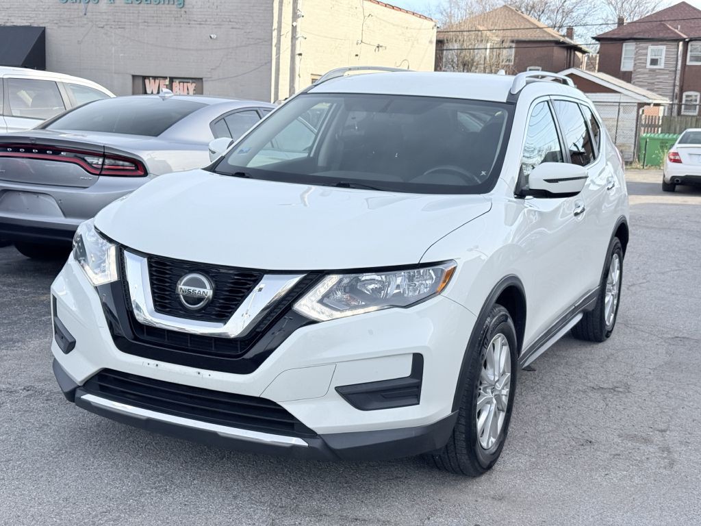 2018 Nissan Rogue Image 1