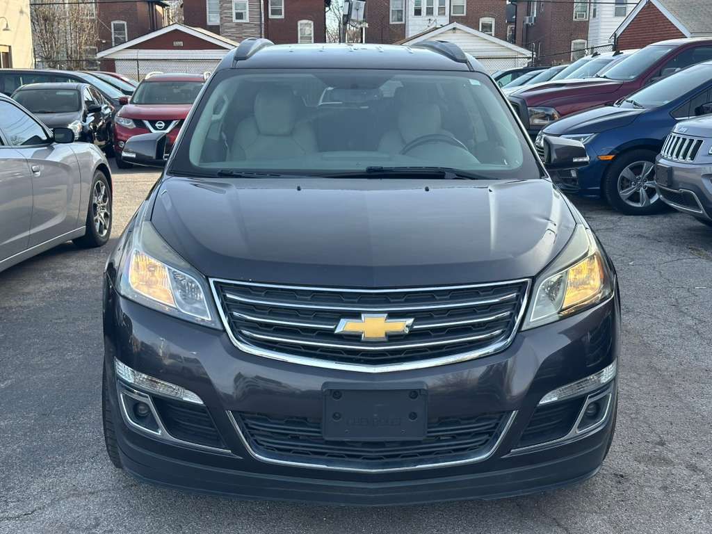 2016 Chevrolet Traverse Image 2