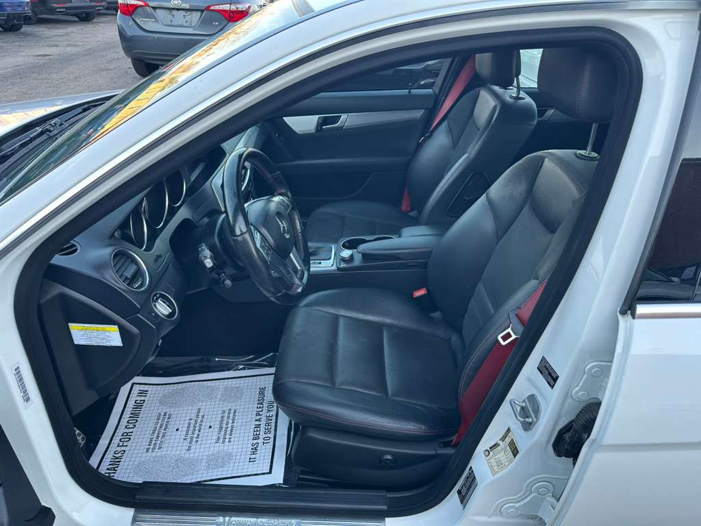 2013 Mercedes-Benz C-Class Image 10