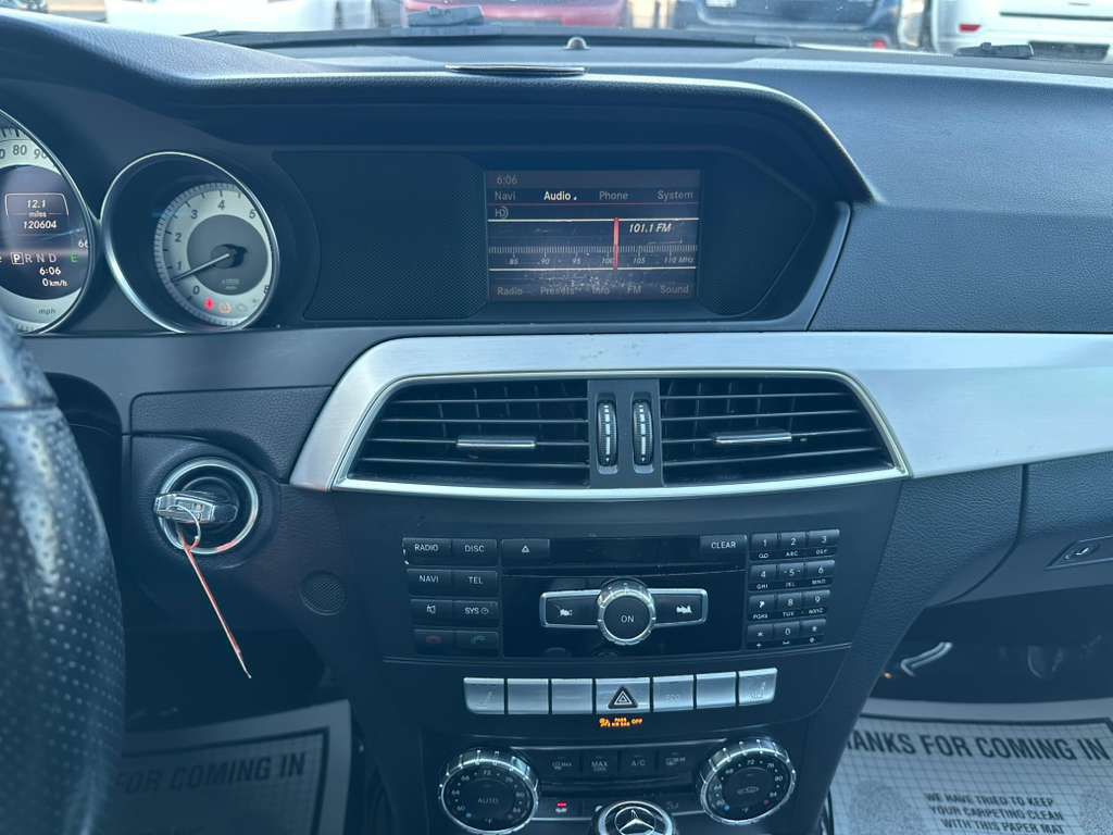 2013 Mercedes-Benz C-Class Image 15