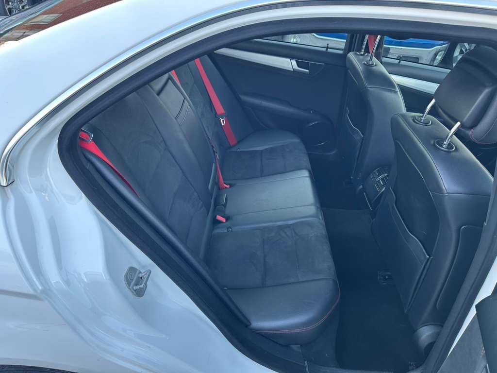 2013 Mercedes-Benz C-Class Image 18