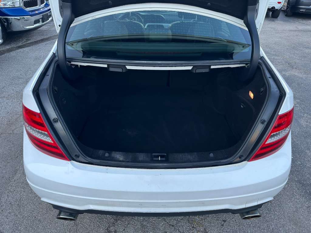 2013 Mercedes-Benz C-Class Image 21
