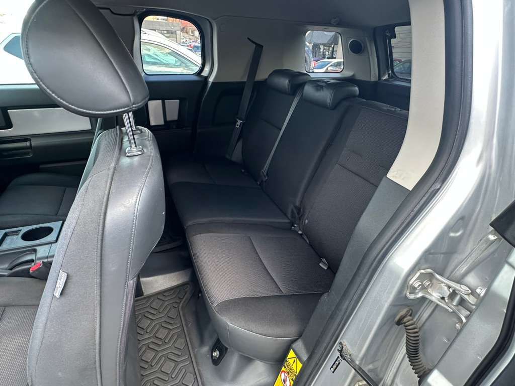 2008 Toyota FJ Cruiser Image 20