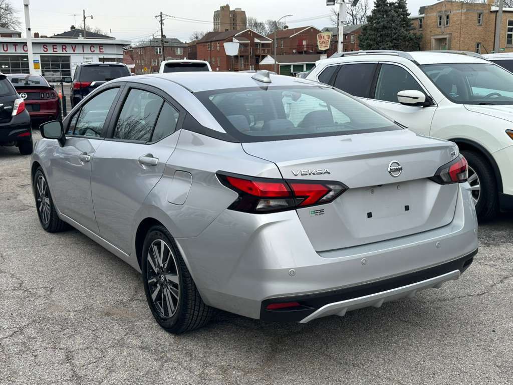 2020 Nissan Versa Image 5