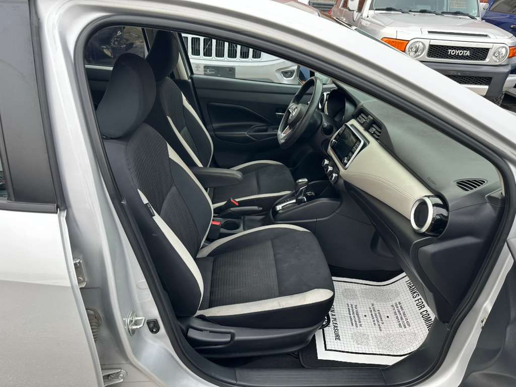2020 Nissan Versa Image 19