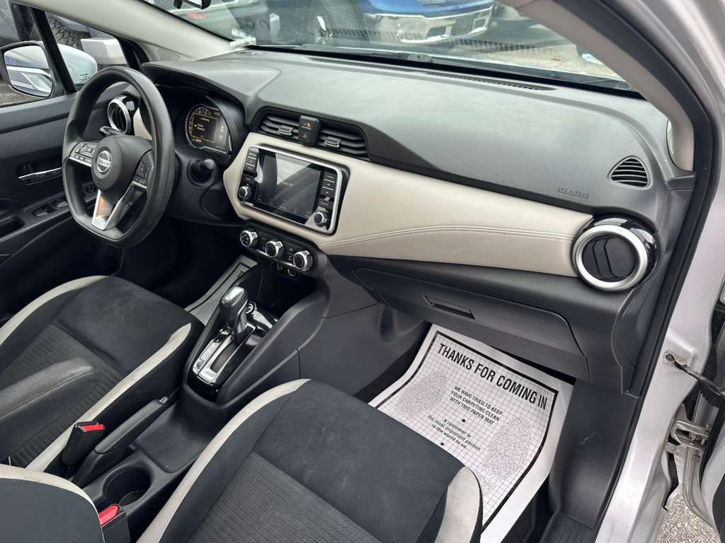 2020 Nissan Versa Image 20