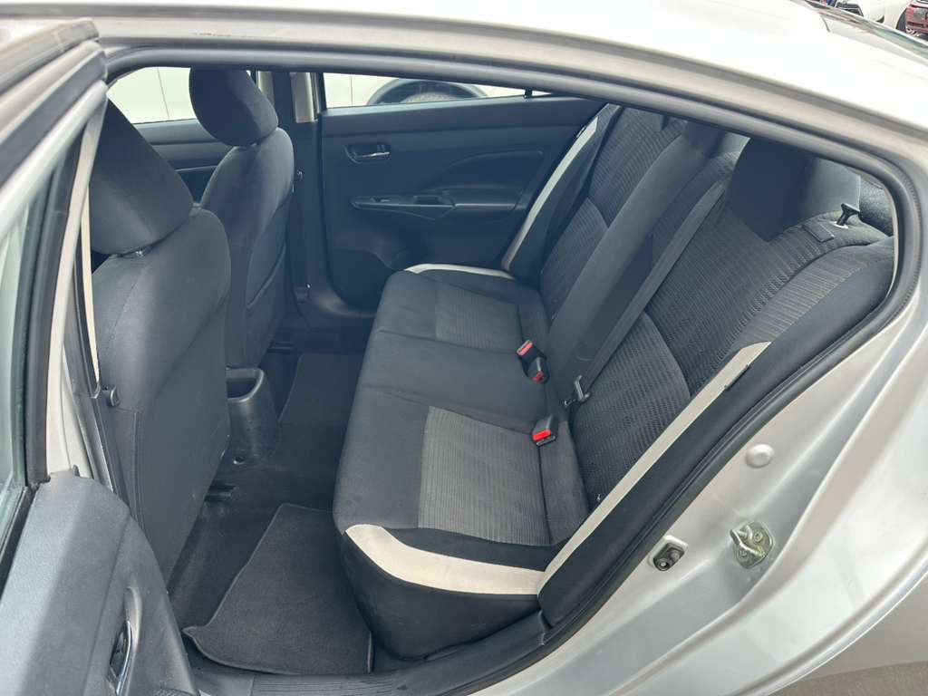 2020 Nissan Versa Image 21