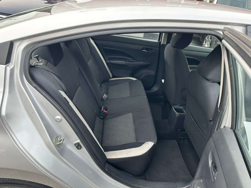 2020 Nissan Versa Image 22