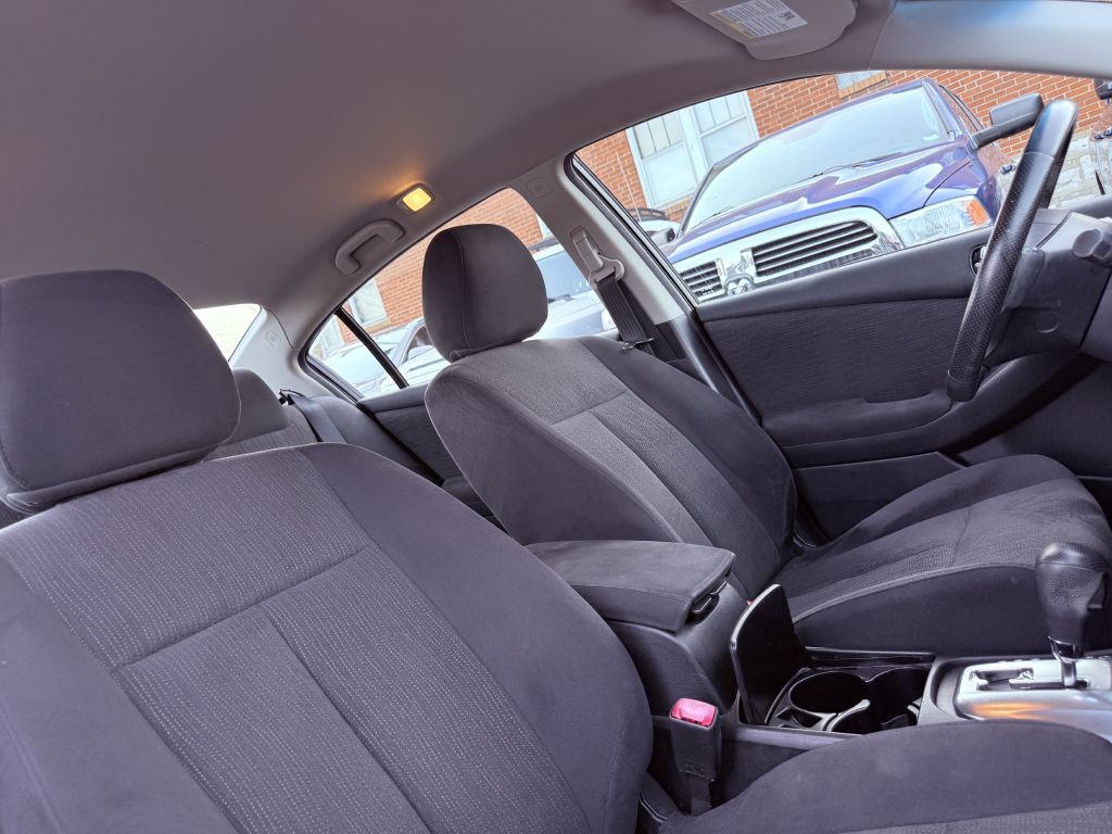 2012 Nissan Altima Image 16