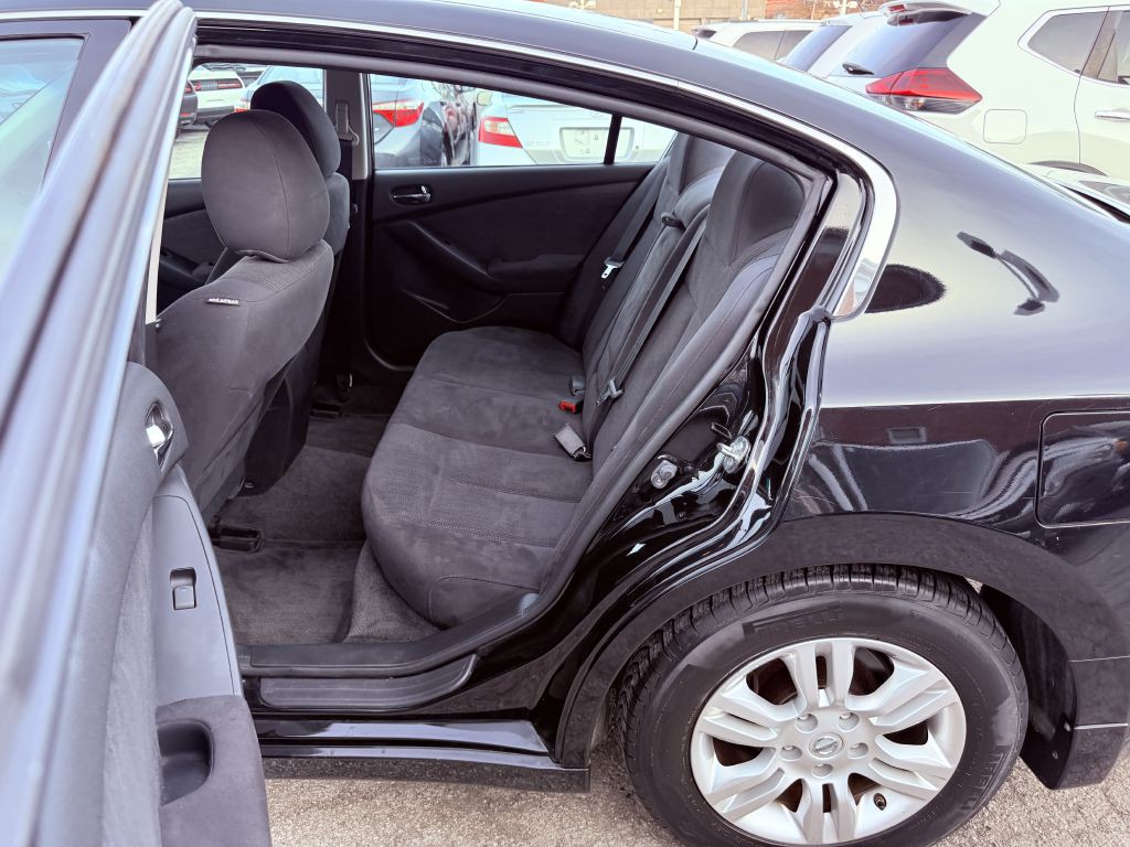 2012 Nissan Altima Image 20