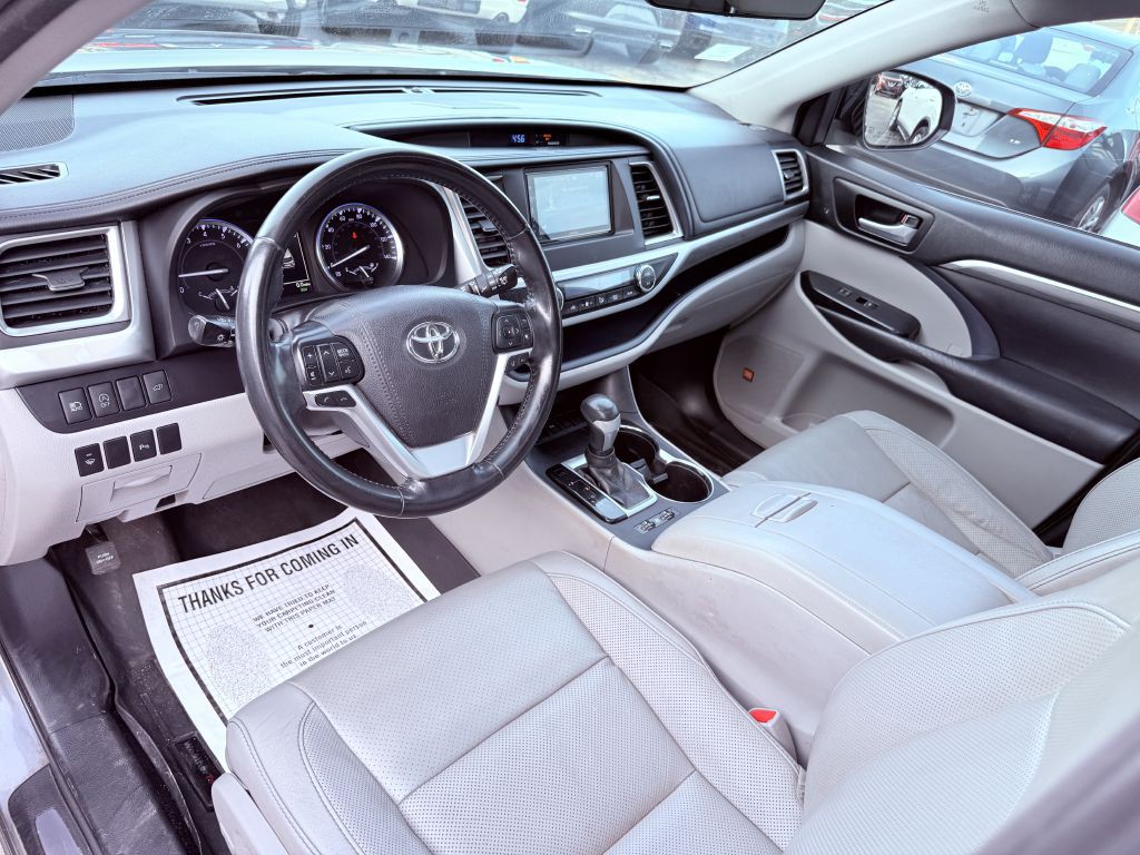 2018 Toyota Highlander Image 13