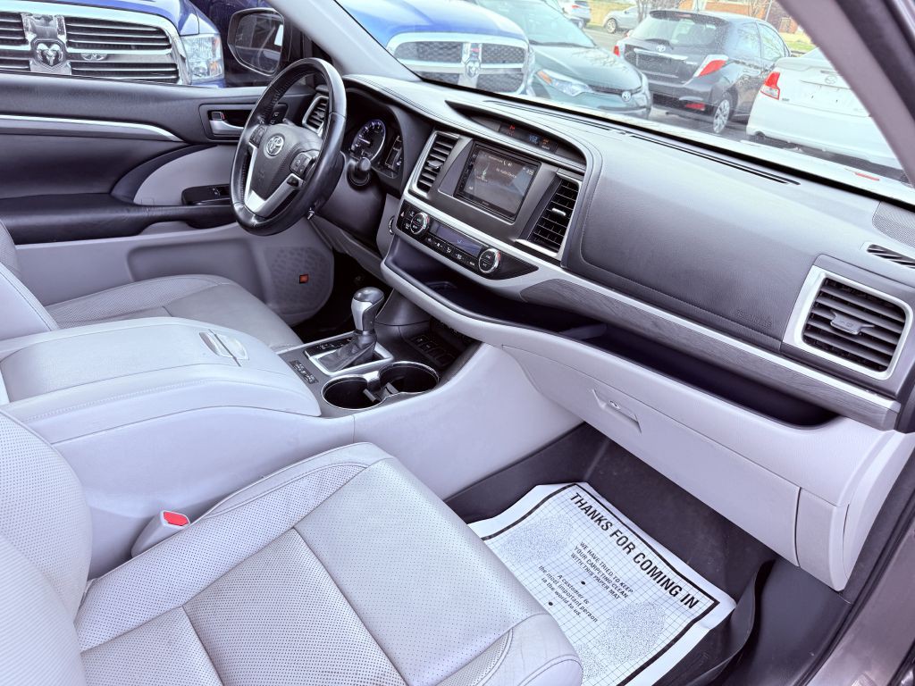 2018 Toyota Highlander Image 20
