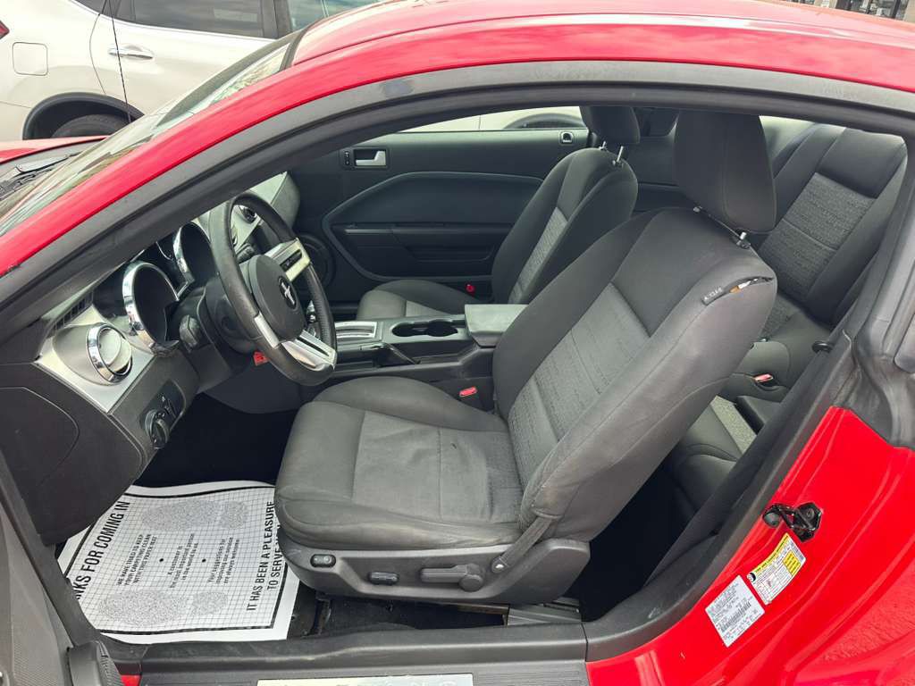 2006 Ford Mustang Image 11